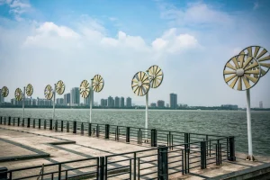 sharjah corniche beach