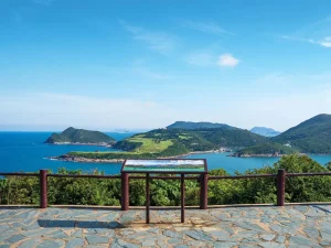 beautiful clear water bay in hongkong